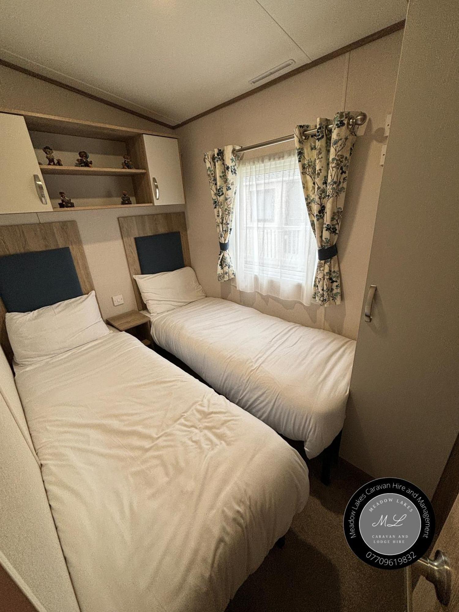 Palm Grove 182 - Pet Friendly, Wifi, Close To Beach And Clubhouse - Golden Palm Resort - Meadow Lakes Caravan & Lodge Hire Skegness Zewnętrze zdjęcie